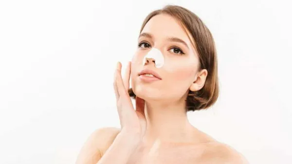 Chăm sóc vết thương sau nâng mũi
