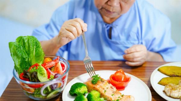 Chế độ dinh dưỡng hợp lý sau mổ ruột thừa