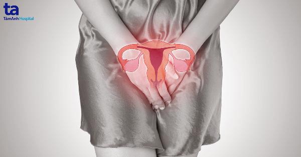 Chu kỳ kinh nguyệt ảnh hưởng đến quá trình nâng mũi, sưng tấy và chảy máu