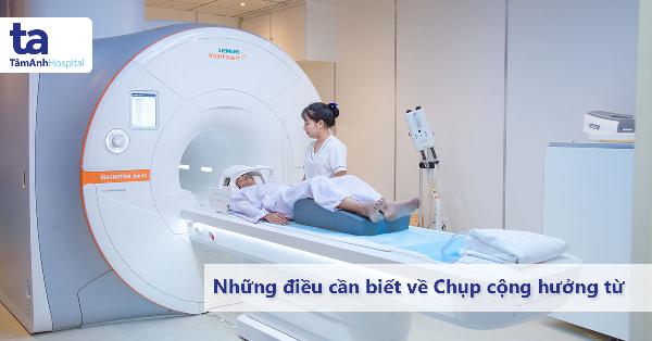 Ảnh minh họa quy trình thăm khám và chụp chiếu chẩn đoán lệch vách ngăn