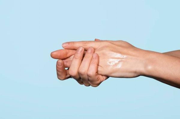 Phòng ngừa sẹo lồi vùng kín bằng cách chăm sóc vết thương đúng cách